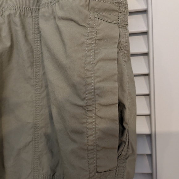 DKNY Women's Cargo Capris - Tan Size L New No Tag - Picture 4 of 5